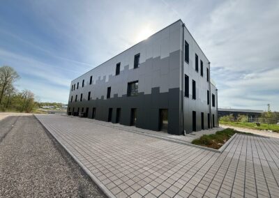 IMMEUBLE DE BUREAUX A CHAVIGNY